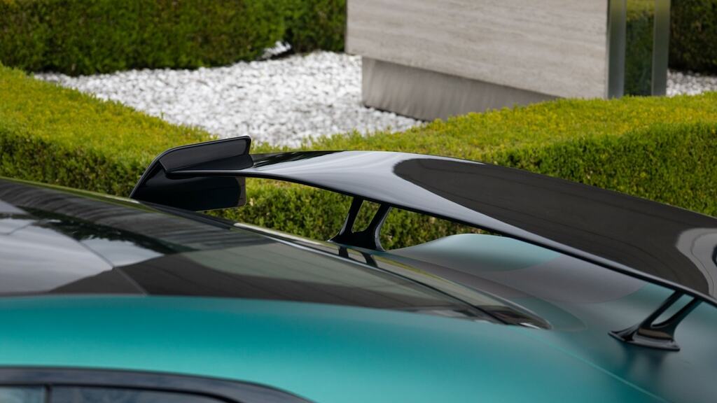 Aston Martin V8 V8 550 Touchtronic 3,982 cc Grey #44