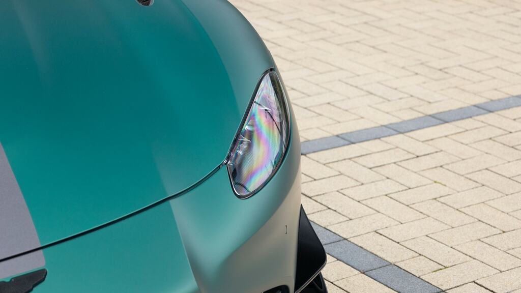 Aston Martin V8 V8 550 Touchtronic 3,982 cc Grey #25