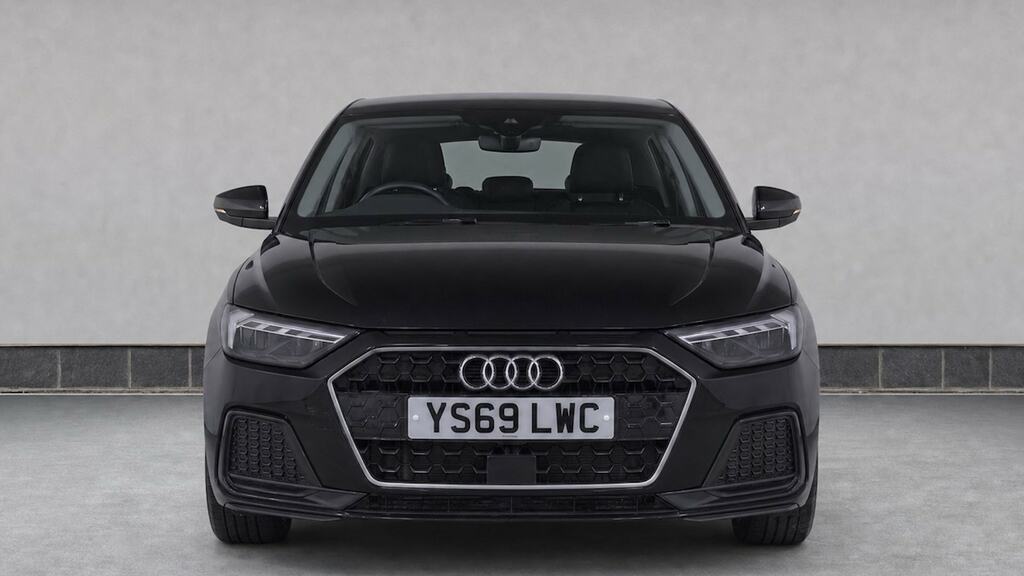 Audi A1 30 Tfsi Sport Black #5