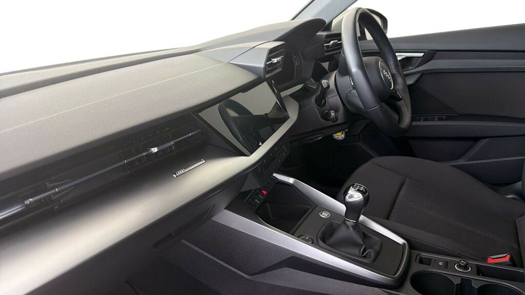 Audi A3 30 Tfsi Technik RF22HHP White #2