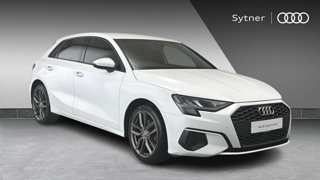 Audi A3 30 Tfsi Technik RF22HHP White
