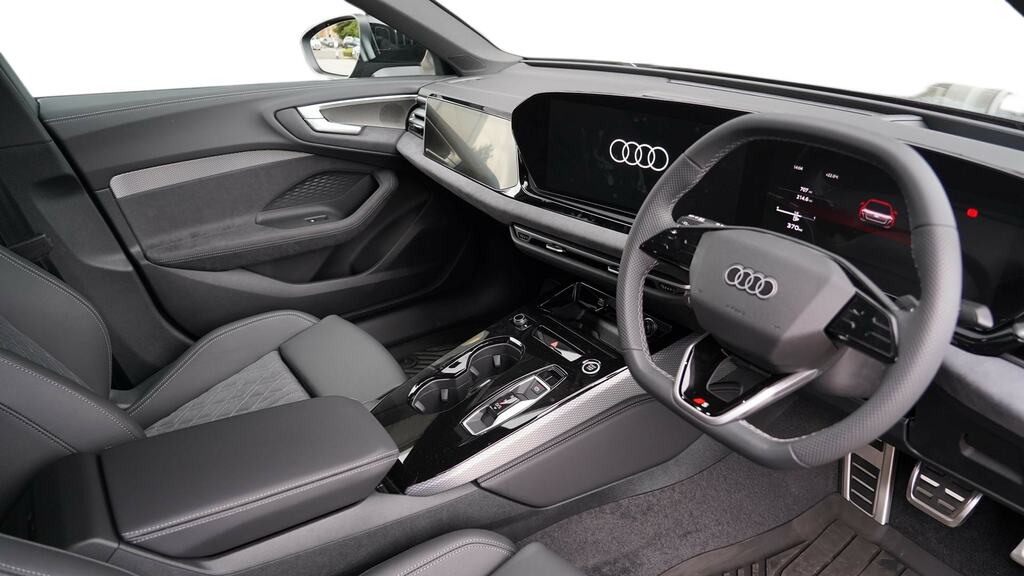 Audi A5 2.0 Tdi 204 Edition 1 S Tronic Black #6