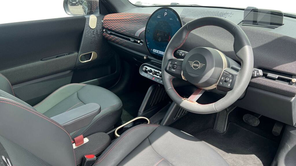 Mini Hatch 160Kw Se Sport Level 3 54Kwh YE74OWG Black #6