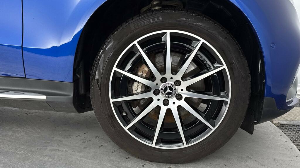 Mercedes-Benz EQC Eqc 400 300Kw Amg Line Edition 80Kwh Blue #5