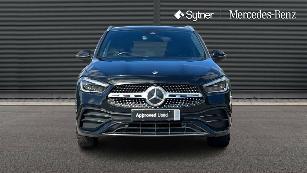 Mercedes-Benz GLA Class Gla 200 Amg Line Premium Plus EF22MWW Black #6