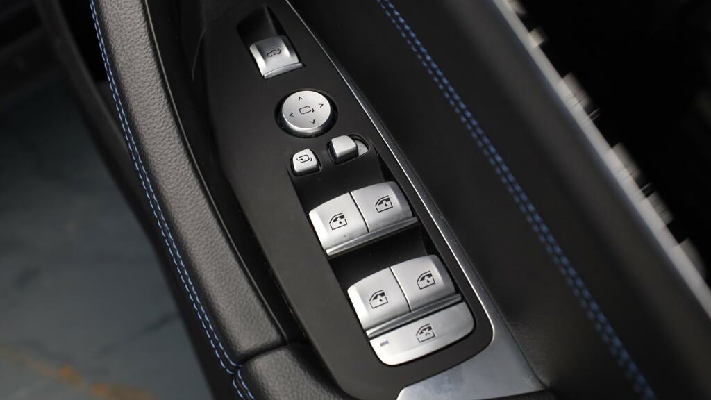BMW iX3 210Kw M Sport Pro 80Kwh 2024 Black #27