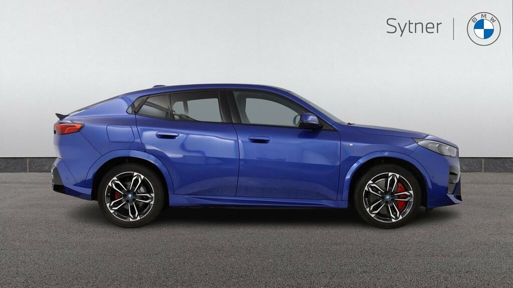 BMW iX2 150Kw Edrive20 M Sport 65Kwh Techpro Blue #3