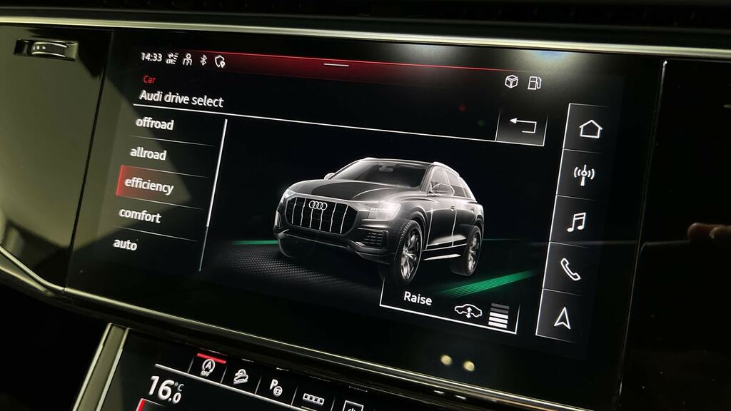 Audi Q8 3.0 Tfsi V6 55 Black Edition Suv Tiptro Blue #19