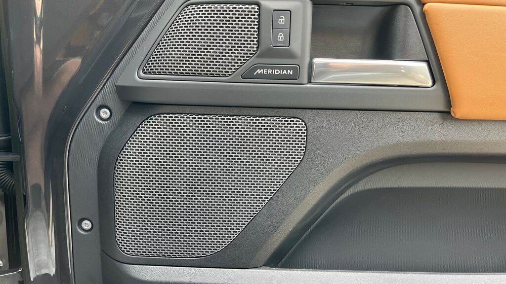 Land Rover Defender 90 3.0 D250 Hse 90 2023 Grey #24
