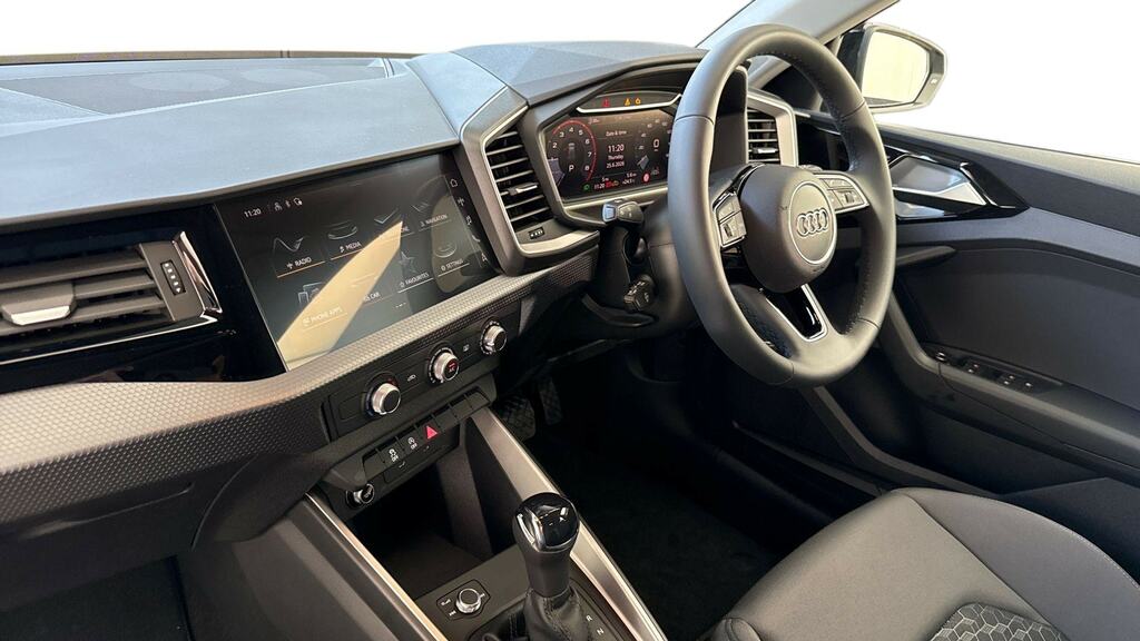 Audi A1 25 Tfsi Sport S Tronic Black #2