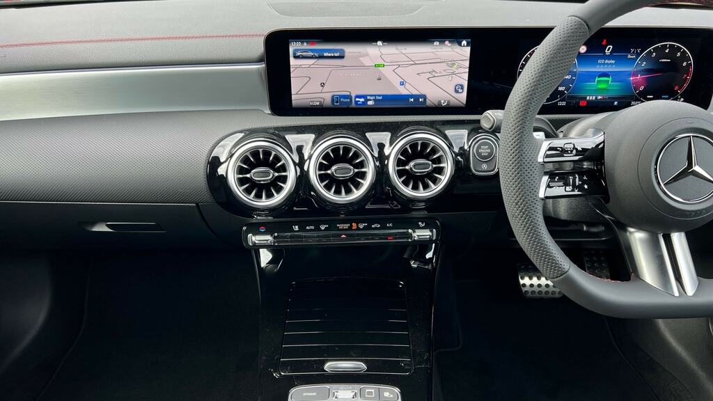 Mercedes-Benz CLA Class 1.3 Cla200h Mhev Amg Line Premium Black #10