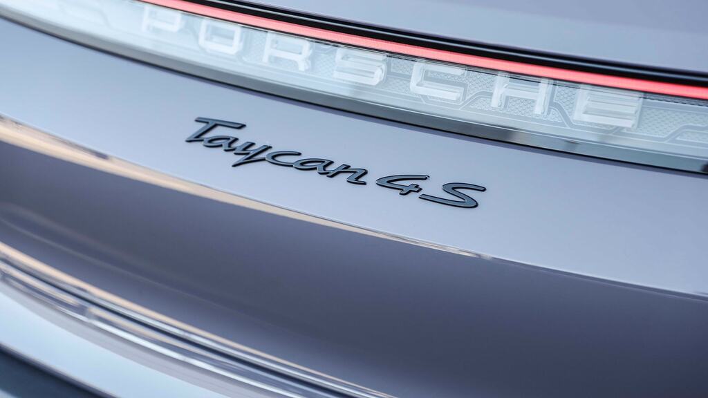 Porsche Taycan Performance Plus 105Kwh Gts Saloon Au White #37