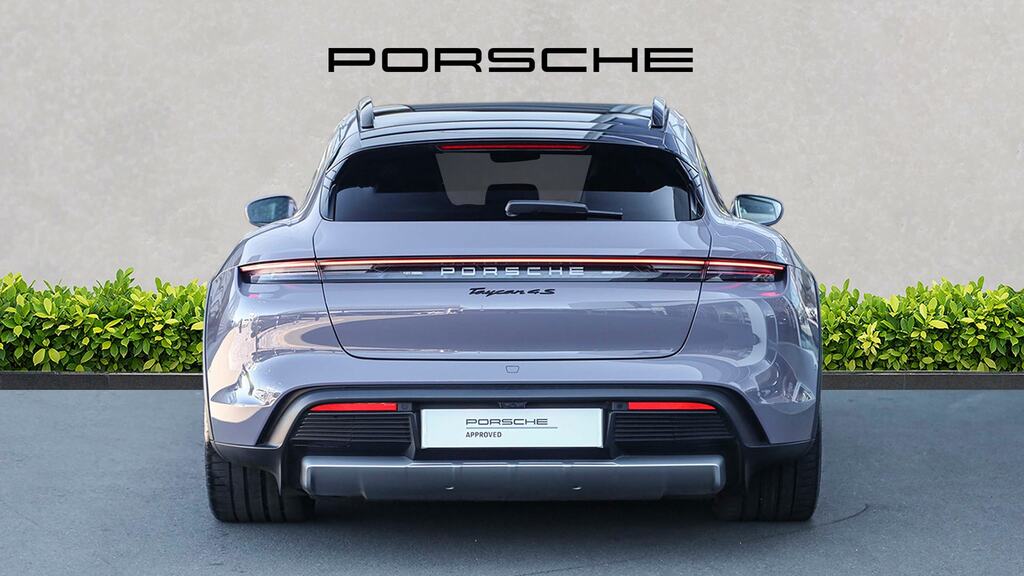 Porsche Taycan Performance Plus 105Kwh Gts Saloon Au White #7