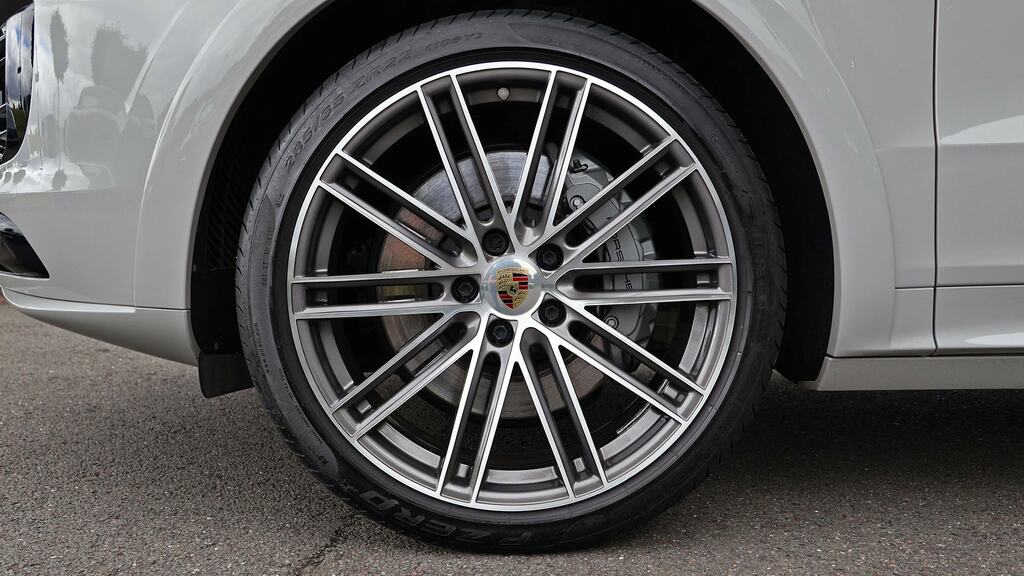 Porsche Cayenne S Tiptronic S Grey #4