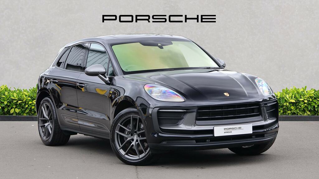 Porsche Macan T Pdk Black