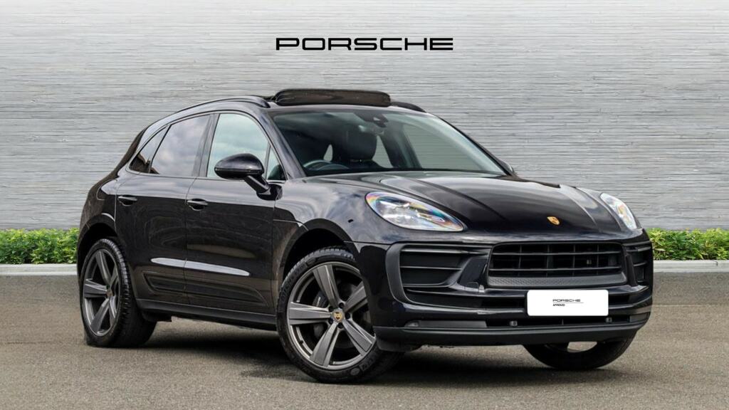 Porsche Macan 5dr Pdk Black #3