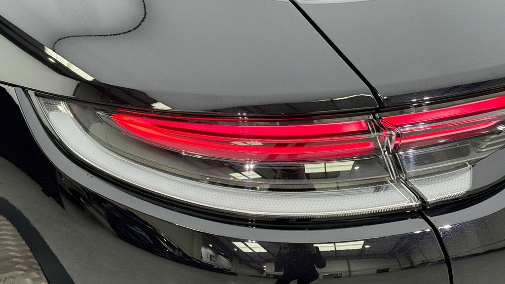 Porsche Panamera Panamera 4 E-hybrid Sport Turismo Platinum Edition Grey #32