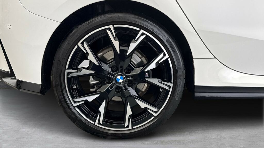 BMW 1 Series 123 Xdrive M Sport Blue #14