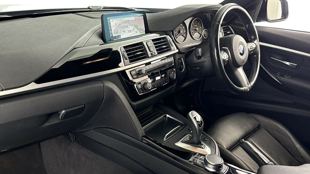 BMW 3 Series 340I M Sport Shadow Edition Touring White #7