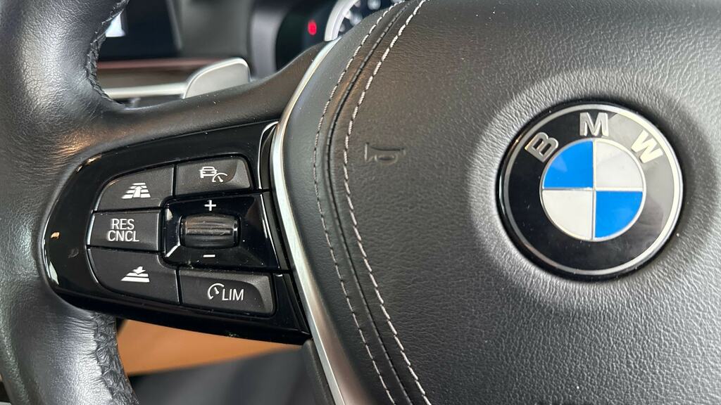 BMW 5 Series 520D M Sport Touring Black #17