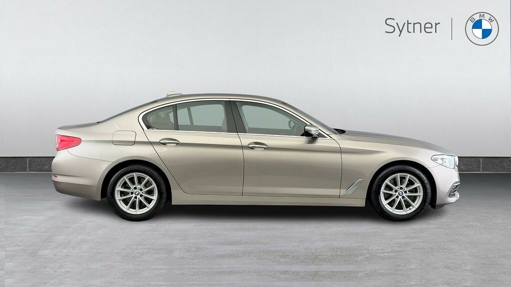 BMW 5 Series 520I Se Silver #3