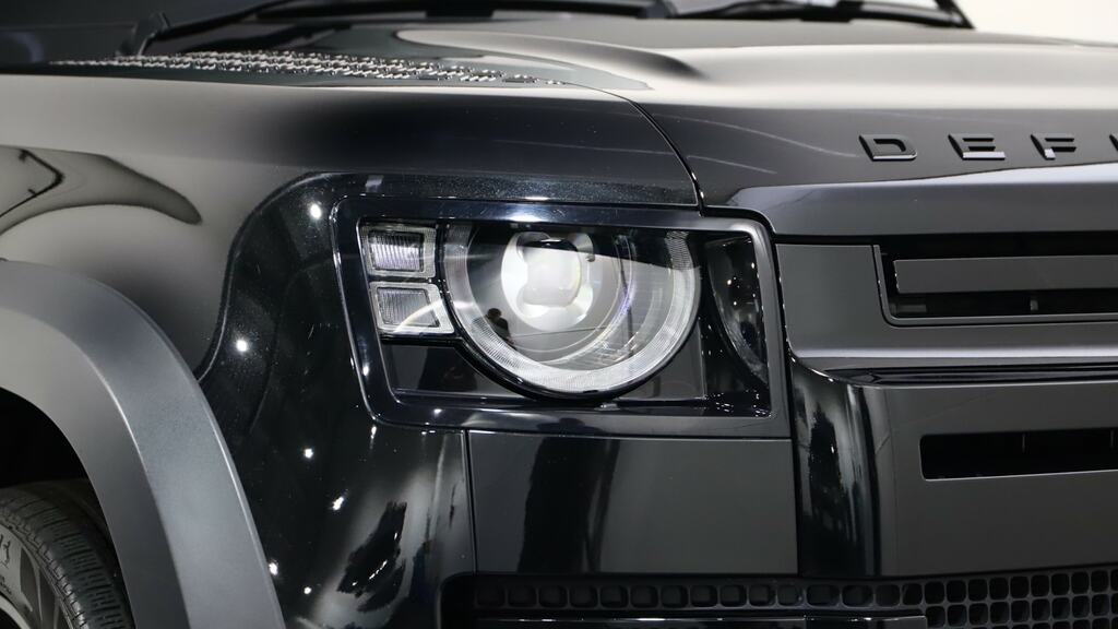 Land Rover Defender 110 3.0 D300 X-dynamic Hse 110 Grey #17