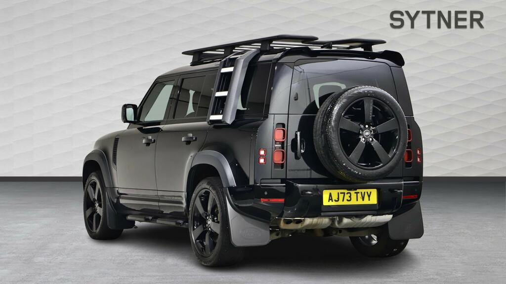 Land Rover Defender 110 3.0 D300 X-dynamic Hse 110 Black #2