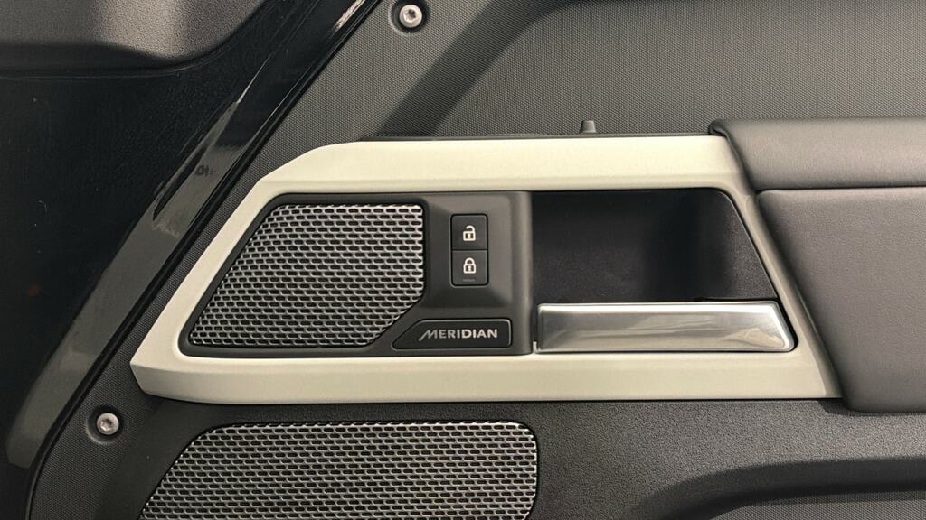 Land Rover Defender 110 3.0 D300 X-dynamic Hse 110 Grey #23