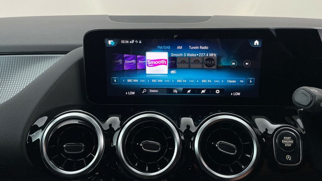 Mercedes-Benz GLA Class 1.3L Gla 180 Amg Line Premium 135 Bhp Silver #20