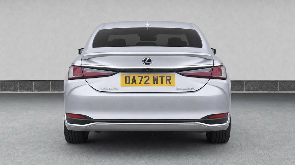 Lexus ES 300H 2.5 F-sport Cvt Red #7