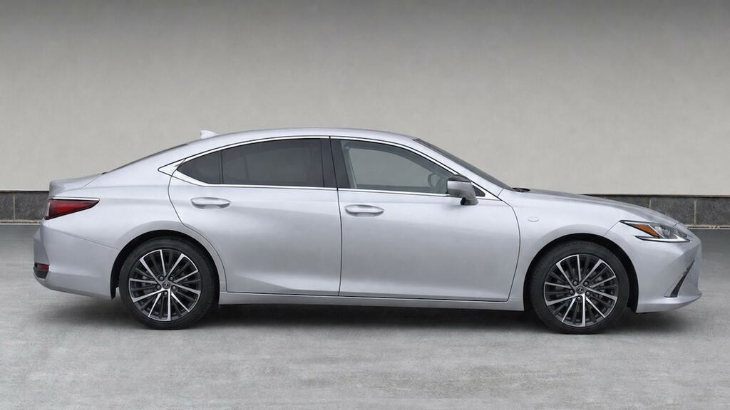 Lexus ES 300H 2.5 F-sport Cvt Red #8