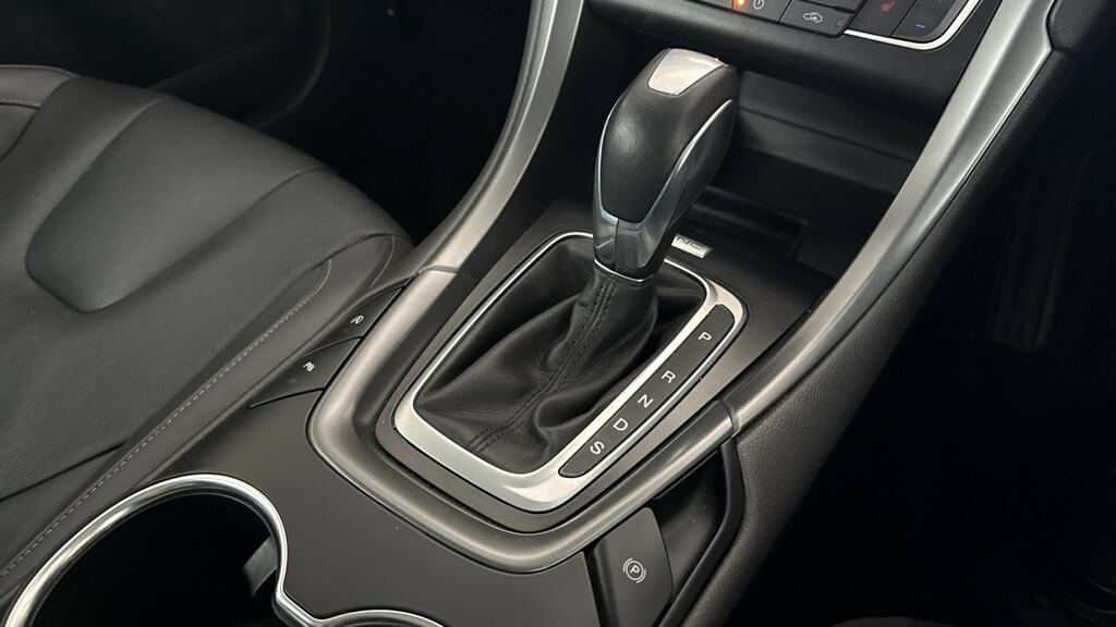 Ford Mondeo Vignale 2.0 Tdci 180Ps With Heated Leather Seats Black #14
