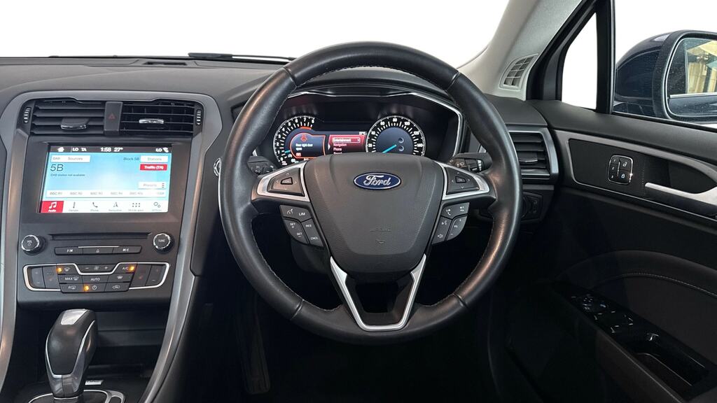 Ford Mondeo Vignale 2.0 Tdci 180Ps With Heated Leather Seats Black #8