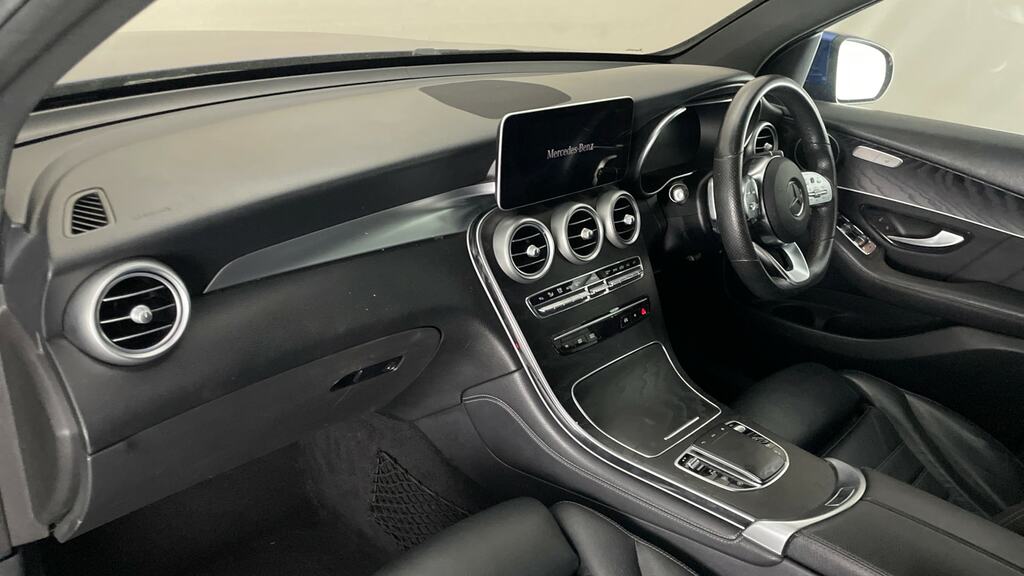 Mercedes-Benz GLC Class 2.0 300D Amg Line Premium Plus G-tronic 4Matic Silver #11