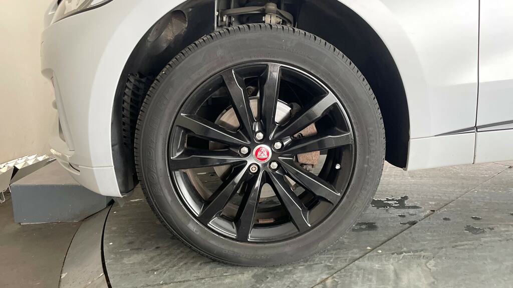 Jaguar F-Pace 4X4 2.0 D180 R-sport Awd Euro 6 Ss 20 Grey #24