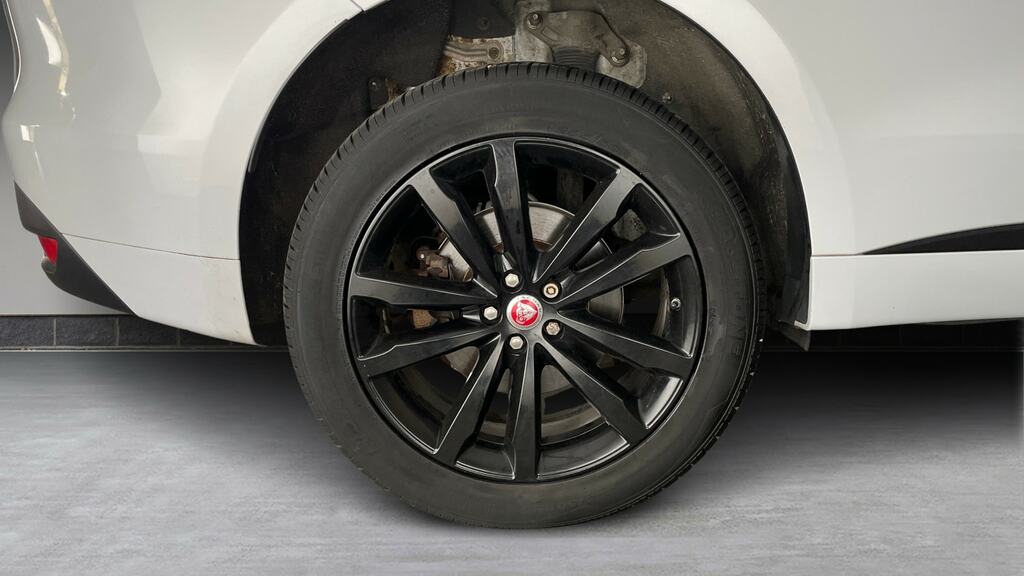 Jaguar F-Pace 4X4 2.0 D180 R-sport Awd Euro 6 Ss 20 Grey #26