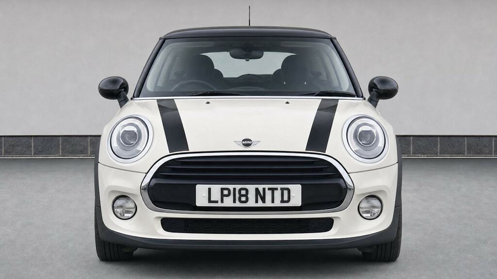 Mini Hatch 1.5 Cooper White #5