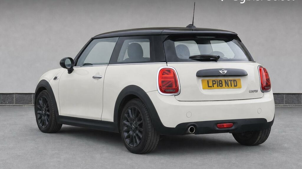Mini Hatch 1.5 Cooper White #3