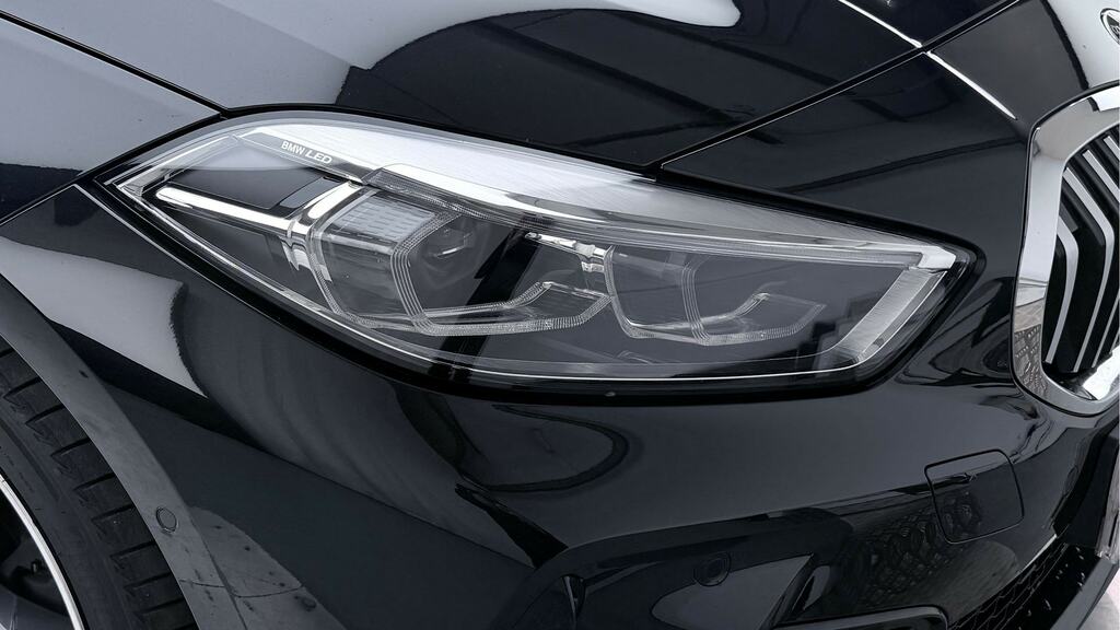 BMW 1 Series 118I M Sport White #22