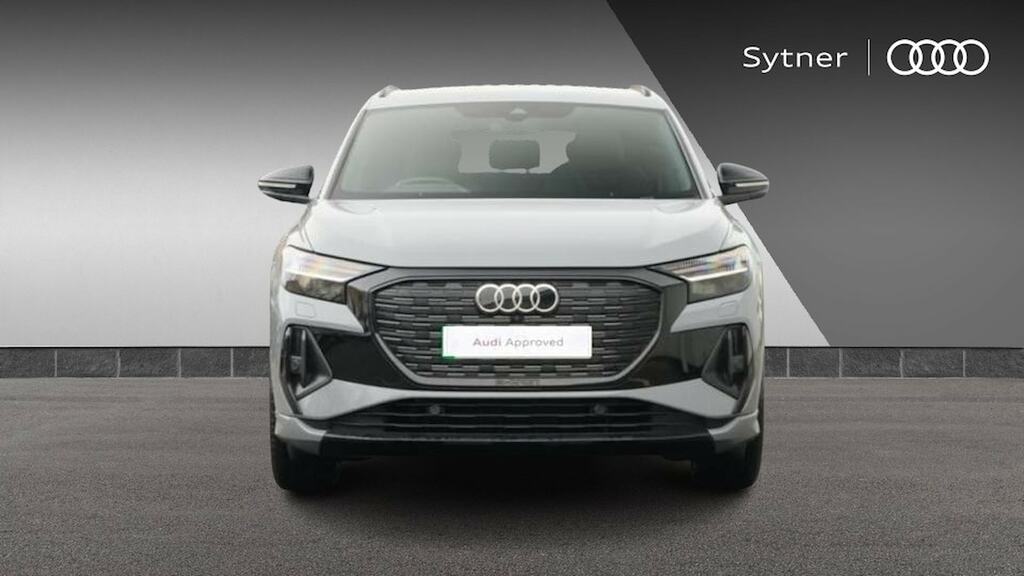 Audi Q4 E Tron Audi E-tron Estate 220Kw 50 Quattro 82Kwh Sport Blue #7