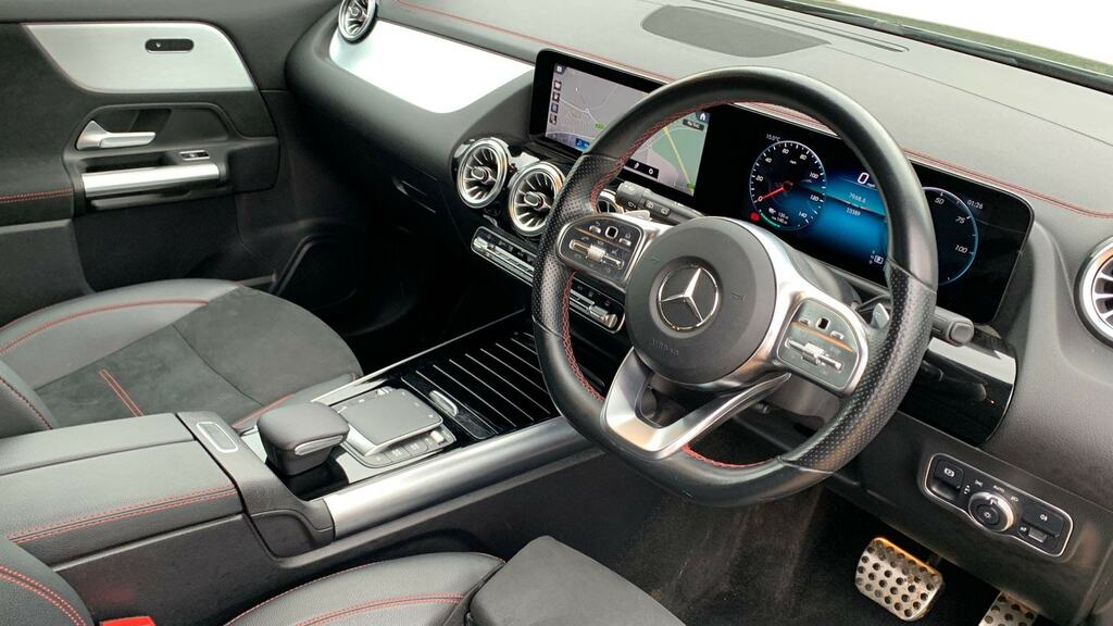 Mercedes-Benz EQA Eqa 350 4Matic 215Kw Amg Line 66.5Kwh Grey #3