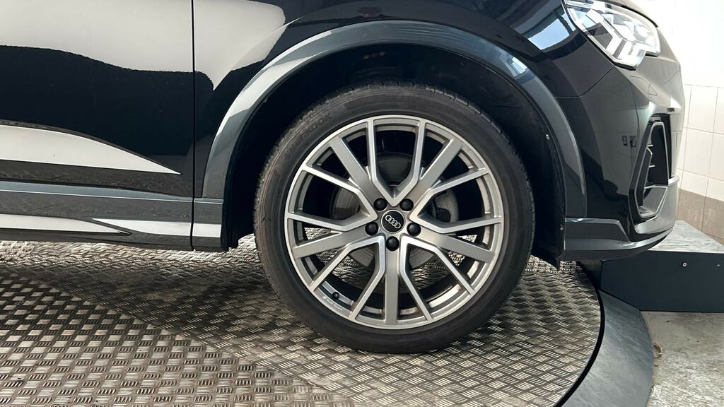 Audi Q3 35 Tfsi Black Edition S Tronic Tech Pro Black #5