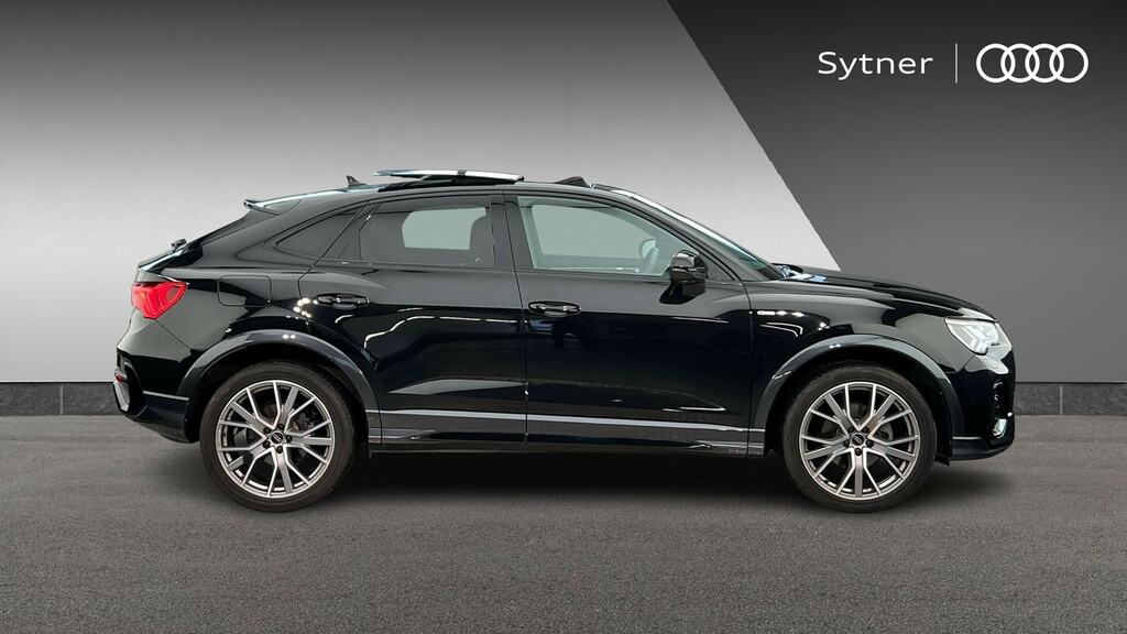 Audi Q3 35 Tfsi Black Edition S Tronic Tech Pro Black #4