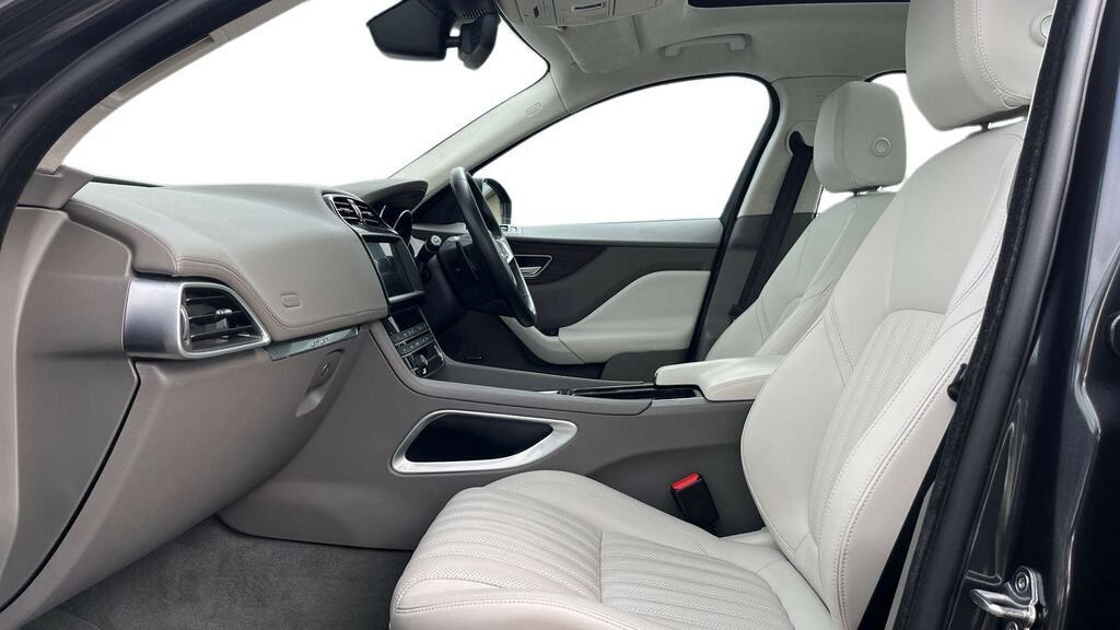 Jaguar F-Pace 2.0 300 Portfolio Awd Grey #3
