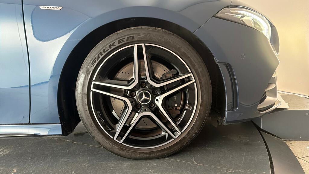 Mercedes-Benz A Class 1.3 A180 Amg Line Executive 7G-dct Euro 6 Ss Grey #23