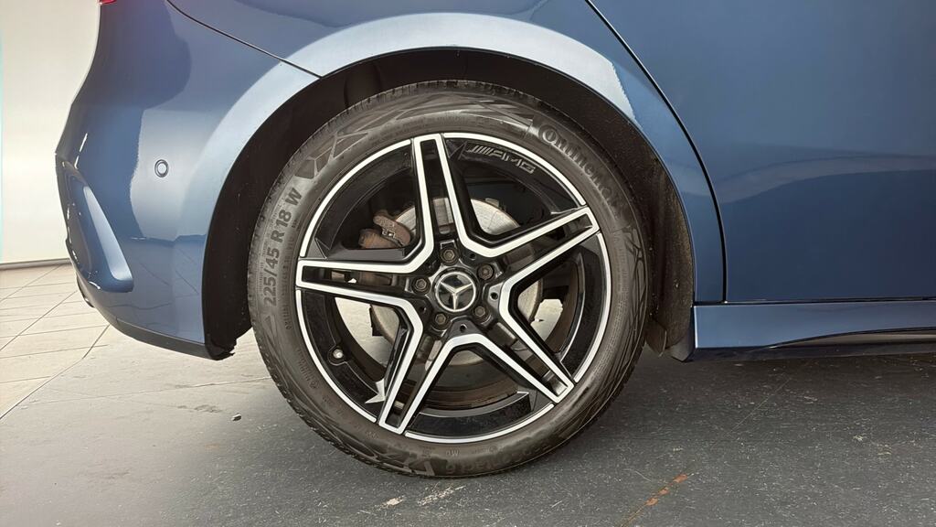 Mercedes-Benz A Class 1.3 A180 Amg Line Executive 7G-dct Euro 6 Ss Grey #24
