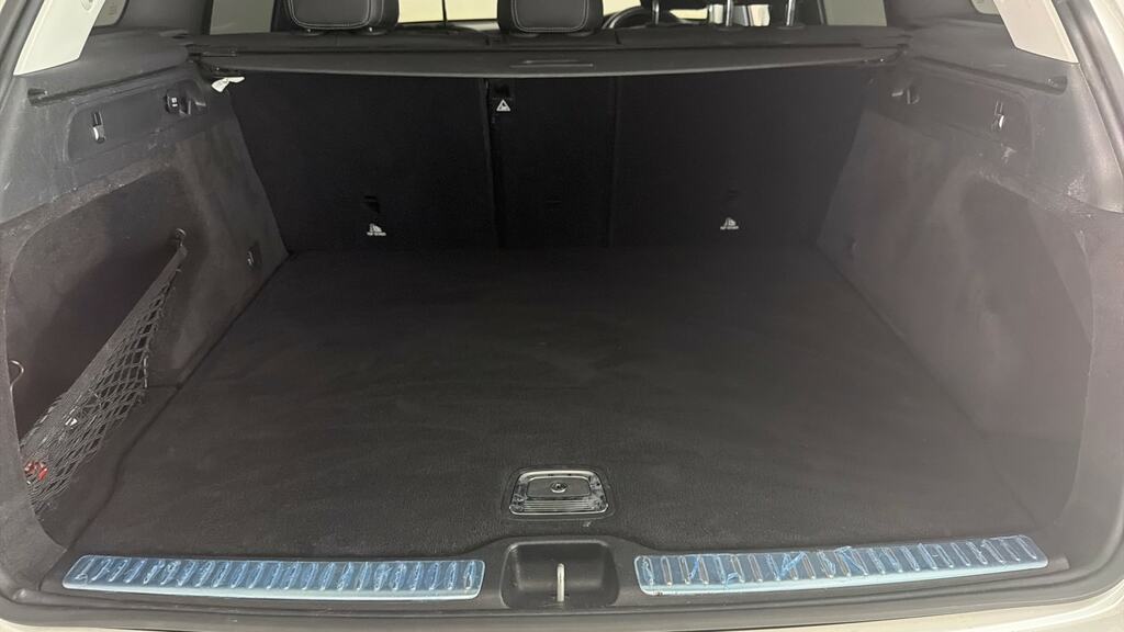 Mercedes-Benz GLC Class 2.0 Glc 300 4Matic Sport 255 Bhp White #22