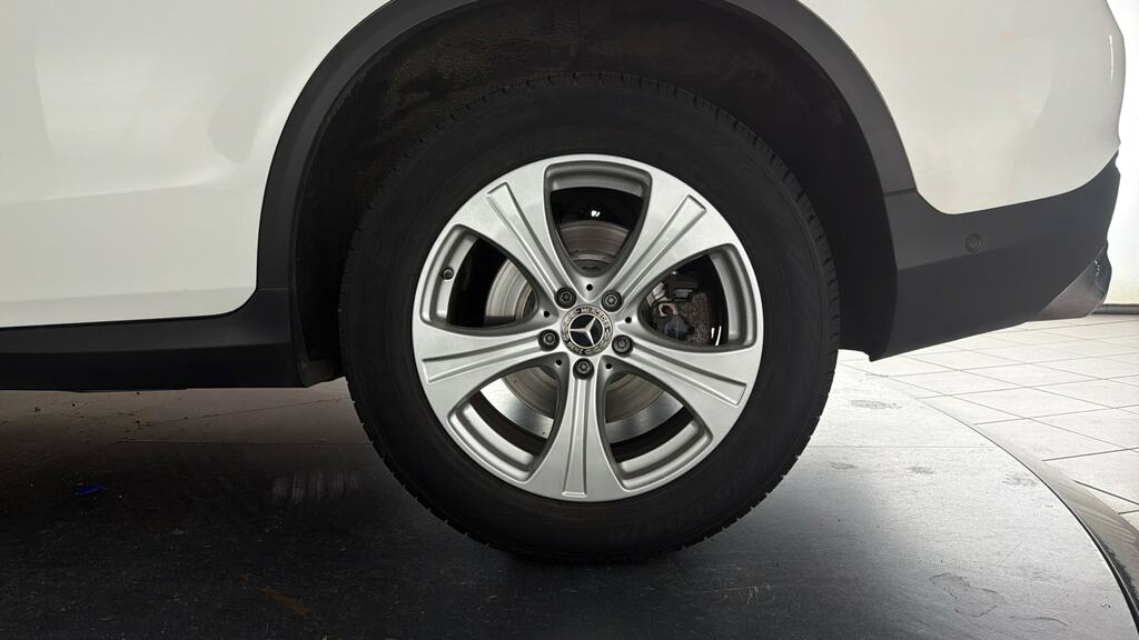 Mercedes-Benz GLC Class 2.0 Glc 300 4Matic Sport 255 Bhp White #25