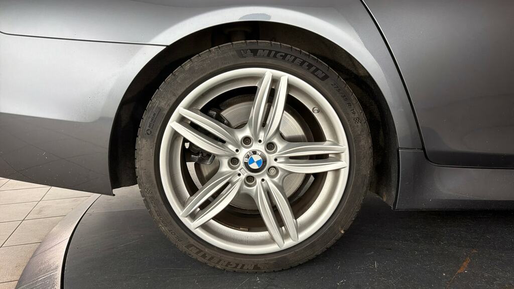 BMW 5 Series 530D M Sport Touring Blue #24