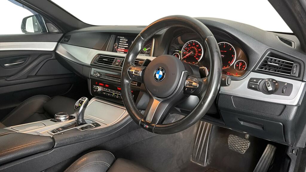 BMW 5 Series 530D M Sport Touring Blue #9